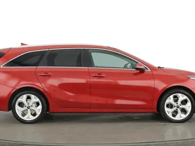 Used Kia Ceed First Edition 2018 Red Hatchback