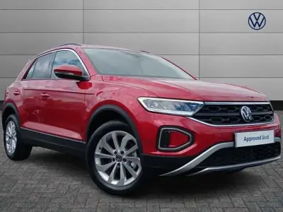 Novo VW T-Roc Match 115 HP (84 kW) 2025 Vermelho SUV