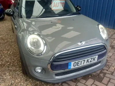 Używany Mini Cooper Hatch 2017 Szary Hatchback