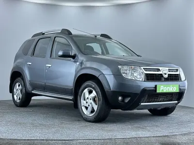 Begagnad Dacia Duster Lauréate 110 HK (80 kW) 2013 Grå SUV