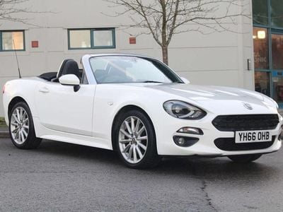 White Used 2016 Fiat 124 Spider Lusso Plus Cabriolet | £8,995 (Fair price)