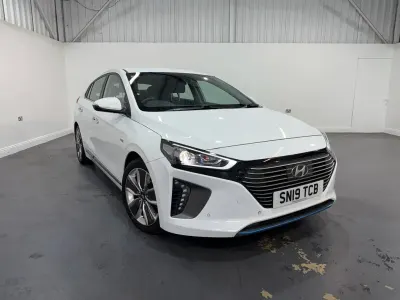 Used Hyundai Ioniq Premium SE 141 HP (103 kW) 2019 White Hatchback