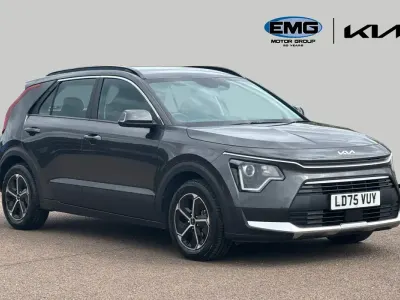 Używany Kia Niro 168 KM (123 kW) 2025 Szary SUV