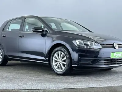 Used VW Golf VII S 125 HP (91 kW) 2018 Black Hatchback