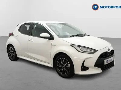 Usata Toyota Yaris Hybrid Design 2021 Bianco Utilitaria