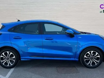 Usado Ford Puma ST-Line 125 HP (91 kW) 2024 Azul SUV