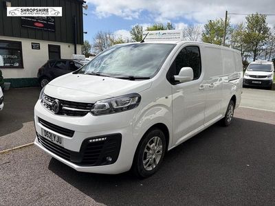 Używany Vauxhall Vivaro Sportive 100 KM (73 kW) 2021 Biały Minivan