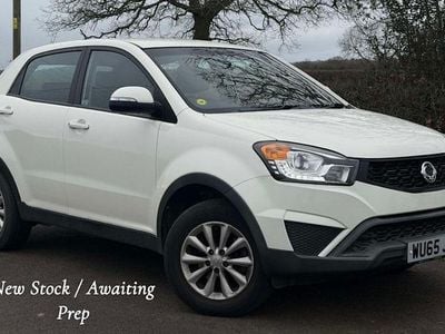 Used Ssangyong (KGM) Korando 150 HP (110 kW) 2015 White SUV
