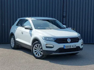 Used VW T-Roc SE 115 HP (84 kW) 2018 White SUV