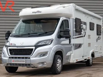Käytetty Peugeot Boxer 150 HP (110 kW) 2016 Valkoinen Van