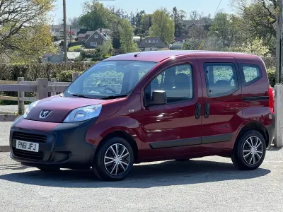 Gebraucht Peugeot TePee S 75 PS (55 kW) 2012 Rot Van / Kleinbus