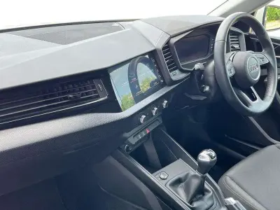 Used Audi A1 Design 94 HP (69 kW) 2023 White Hatchback