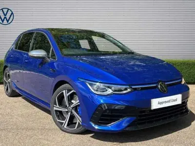 Second-hand VW Golf VIII 320 CP (235 kW) 2024