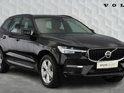 Used Volvo XC60 Momentum 2021 Black SUV