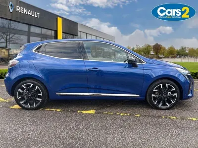 Used Renault Clio Techno 143 HP (105 kW) 2025 Blue Hatchback