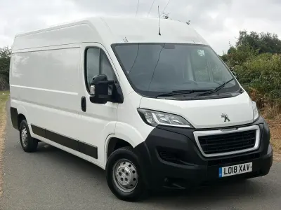 Used Peugeot Boxer 130 HP (95 kW) 2018 White Van