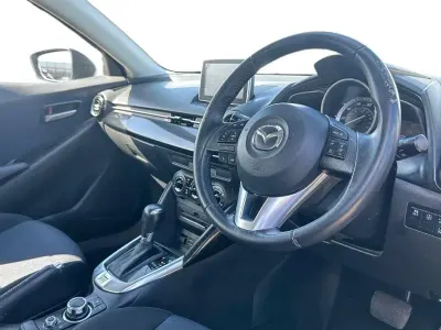 Used Mazda 2 90 HP (66 kW) 2015 Silver Hatchback