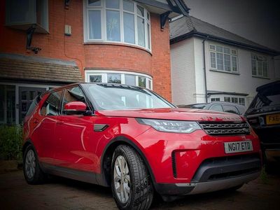Land Rover Discovery 5