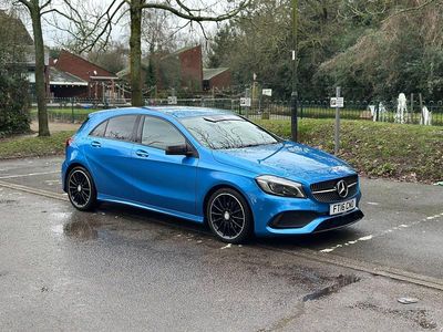Begagnad Mercedes A200 AMG Line Premium 2016 Blå Halvkombi