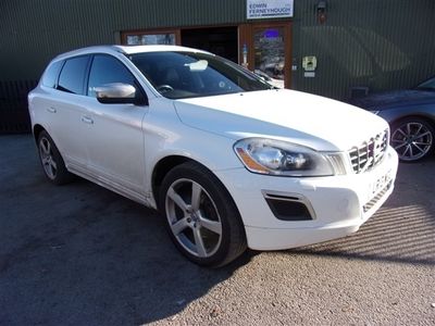 used Volvo XC60 T6 R-DESIGN NAV AWD 5-Door Estate