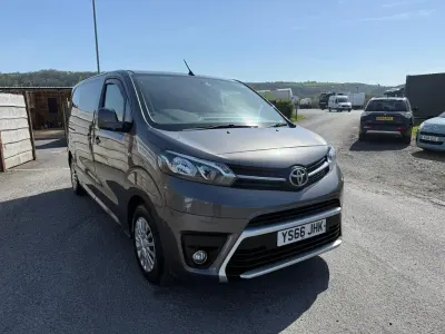 Used Toyota Proace Comfort 115 HP (84 kW) 2016 Grey MPV