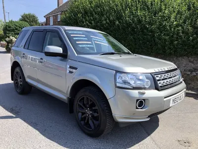 Used Land Rover Freelander 2 HSE 150 HP (110 kW) 2013 Gold SUV