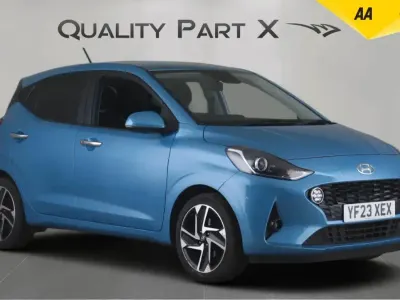 Used Hyundai i10 Premium 2023 Turquoise Hatchback