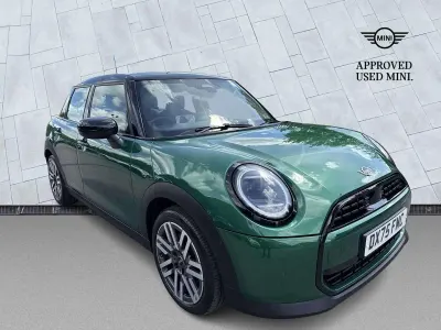 Used Mini Cooper Hatch 113 kW (154 HP) 2025 Green Hatchback