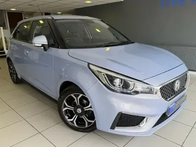 Usado MG MG3 Exclusive 106 CV (77 kW) 2024 Plateado Utilitario