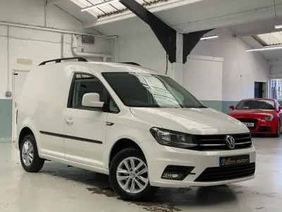 Used VW Caddy Highline 102 HP (75 kW) 2016 White MPV