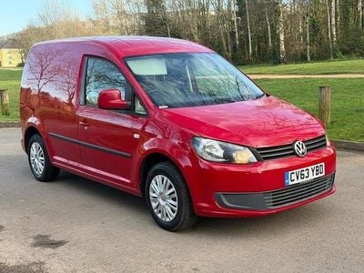 Used VW Caddy Trendline 102 HP (75 kW) 2014 Red MPV