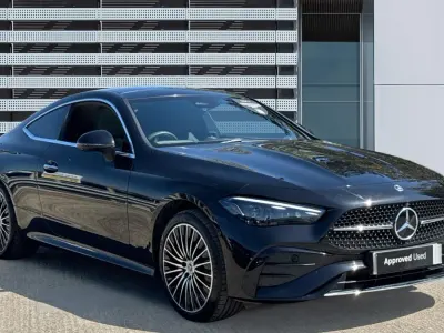 Usado Mercedes CLE300 AMG Line Premium Plus 313 HP (230 kW) 2025 Preto Coupé