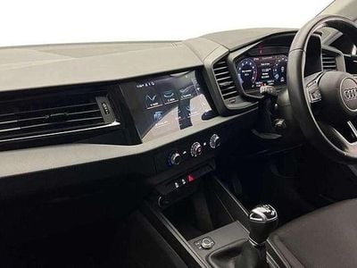 Used Audi A1 Design 94 HP (69 kW) 2022 Black SUV