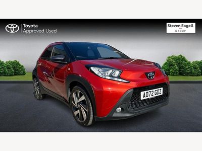 Used Toyota Aygo X 72 HP (52 kW) 2022 Red SUV