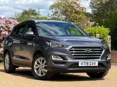 Used Hyundai Tucson SE 132 HP (97 kW) 2019 Grey SUV