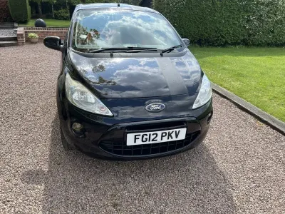Begagnad Ford Ka 69 HK (50 kW) 2012 Svart Halvkombi