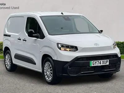 Used Toyota Proace City City 100 kW (136 HP) 2024 White MPV