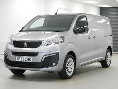 Used Peugeot Expert Premium 145 HP (106 kW) 2023 Grey Van