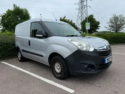 Used Vauxhall Combo 90 HP (66 kW) 2015 Silver MPV