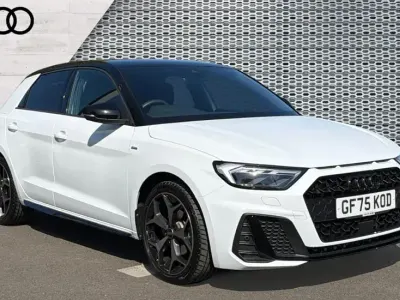 Begagnad Audi A1 Black Edition 150 HK (110 kW) 2025 Svart SUV