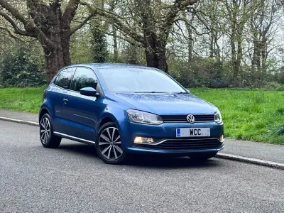 Używany VW Polo SE 75 KM (55 kW) 2015 Niebieski Hatchback