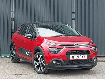 Używany Citroën C3 PureTech 83 KM (61 kW) 2021 Czerwony Hatchback