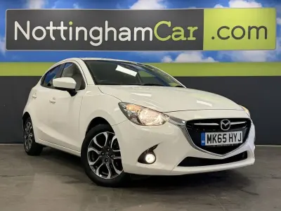 Used Mazda 2 Inclusive 90 HP (66 kW) 2015 White Hatchback
