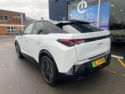 Used Peugeot e-3008 GT 152 kW (207 HP) 2024 White SUV