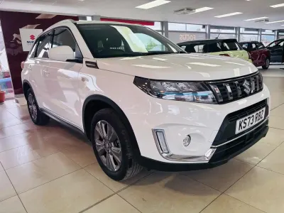 Used Suzuki Vitara SZ-T 116 HP (85 kW) 2023 White SUV
