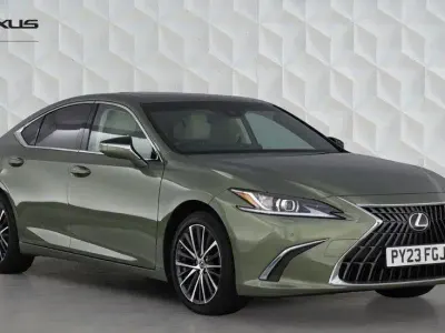 Used Lexus ES300H 2023 Green Sedan
