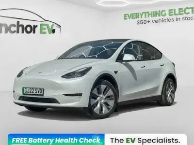 Used Tesla Model Y Long Range AWD 286 kW (389 HP) 2025 SUV