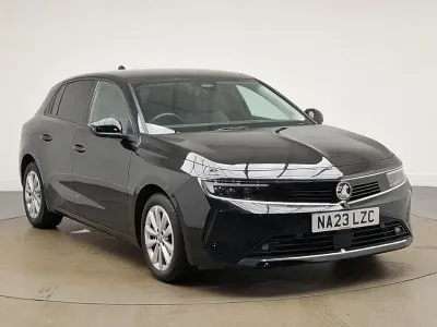 Used Vauxhall Astra Design Edition 110 HP (80 kW) 2023 Black Hatchback
