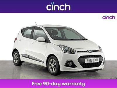 White Used 2016 Hyundai i10 Premium Hatchback | £6,999 (A bit pricey)