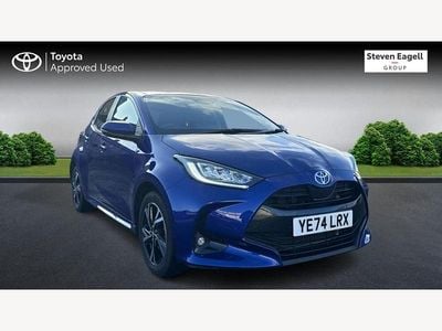 Used Toyota Yaris Hybrid Design 2024 Blue Hatchback